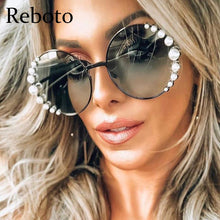 Load image into Gallery viewer, Oversized Round Sunglasses Luxury pearl Brand designer